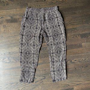 100% Silk Club Monaco Patricia Pant, Boho Moroccan Print, Size 6